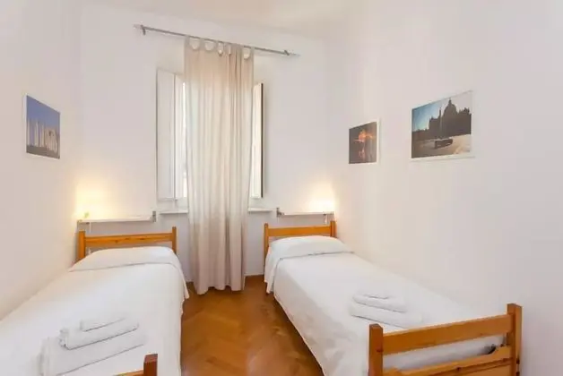 Apart Daire, 2 Yatak Odası, Sigara İçilmez