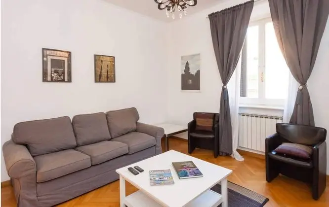 Apart Daire, 2 Yatak Odası, Sigara İçilmez