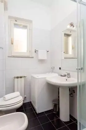 Apart Daire, 2 Yatak Odası, Sigara İçilmez
