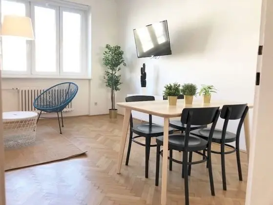 Apartment Top 6 (incl. EUR69 Cleaning, Towel + Linen Fee)