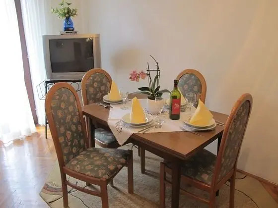 Apart Daire, 2 Yatak Odası, Sigara İçilebilir, Balkon