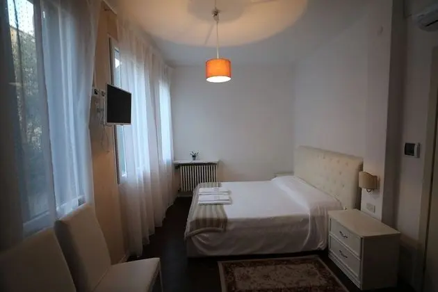 Tek Büyük Yataklı Oda, 1 Büyük (Queen) Boy Yatak, Özel Banyo