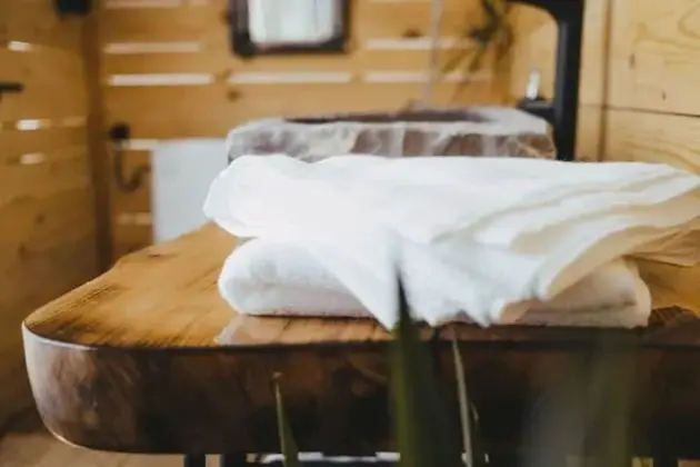 Kır Evi, 1 Büyük (Queen) Boy Yatak