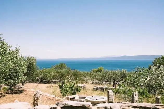 Kır Evi, 1 Büyük (Queen) Boy Yatak