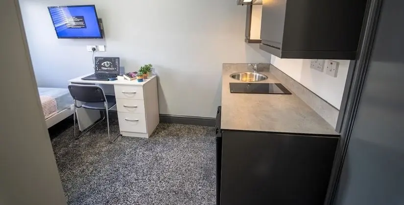 Stüdyo, 1 Büyük (Queen) Boy Yatak