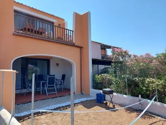 Ev, 1 Büyük (Queen) Boy Yatak ve Çekyat