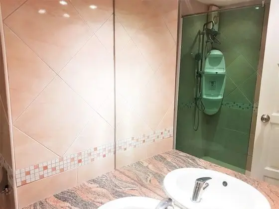 Stüdyo, 1 En Büyük (King) Boy Yatak