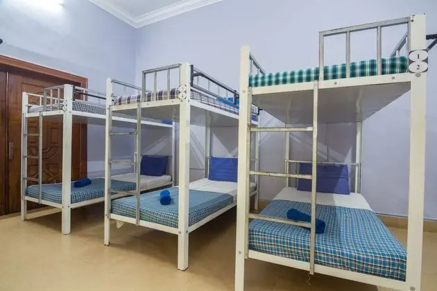 Deluxe 8 Beds Mixed Dorm