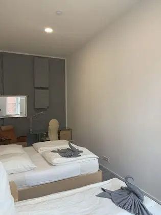 Tek Büyük veya İki Ayrı Yataklı Oda (2 - incl. Cleaning Fee 10 EUR)
