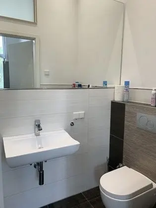 Tek Büyük veya İki Ayrı Yataklı Oda (2 - incl. Cleaning Fee 10 EUR)