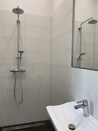 Tek Büyük veya İki Ayrı Yataklı Oda (3 - incl. Cleaning Fee 10 EUR)