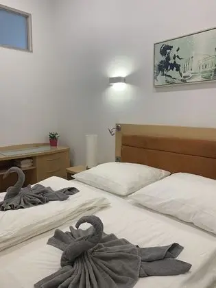 Tek Büyük veya İki Ayrı Yataklı Oda (4 - incl. Cleaning Fee 10 EUR)