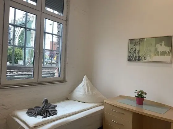 Tek Büyük veya İki Ayrı Yataklı Oda (4 - incl. Cleaning Fee 10 EUR)