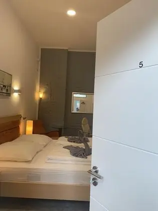 Tek Büyük veya İki Ayrı Yataklı Oda (4 - incl. Cleaning Fee 10 EUR)