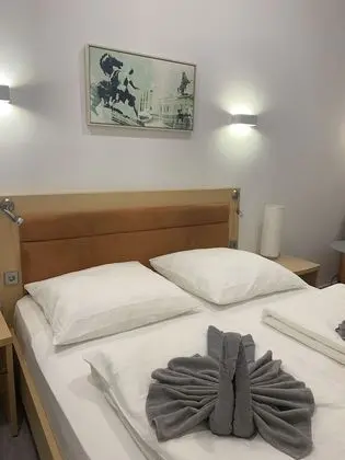 Tek Büyük veya İki Ayrı Yataklı Oda (4 - incl. Cleaning Fee 10 EUR)