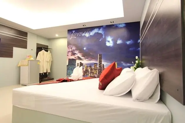 Deluxe Tek Büyük Yataklı Oda