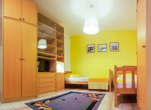 Apart Daire, 2 Tek Kişilik Yatak