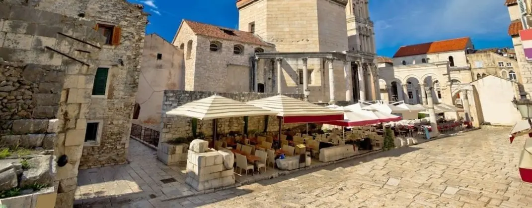 Apart Daire, 2 Tek Kişilik Yatak