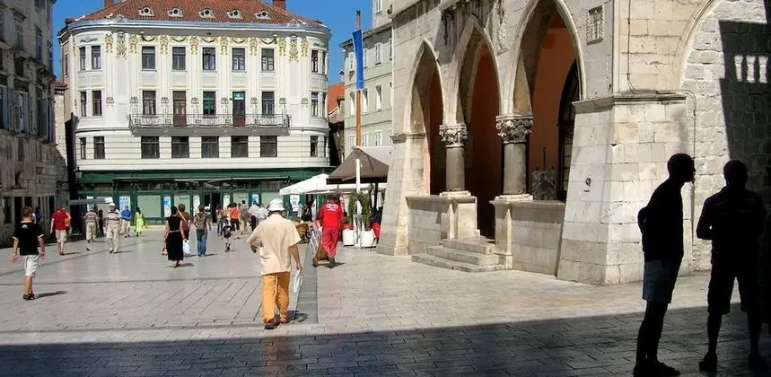 Apart Daire, 2 Tek Kişilik Yatak