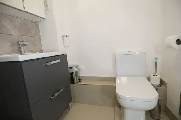Mid Studio Apartment