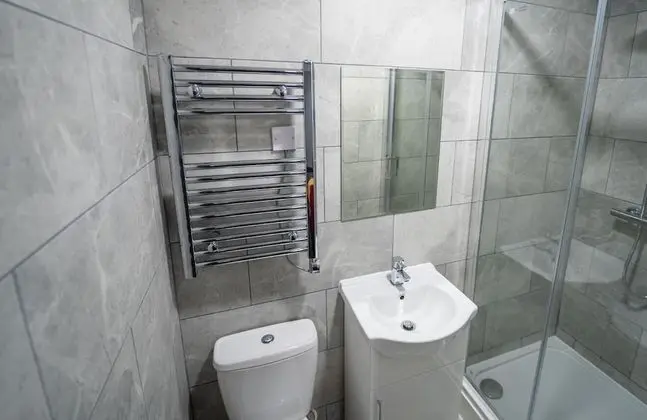 Stüdyo, 1 Büyük (Queen) Boy Yatak