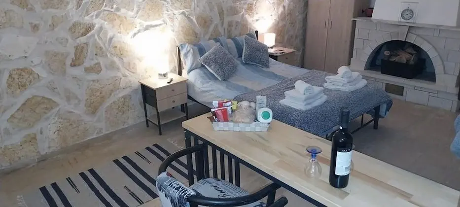 Stüdyo, 1 Büyük (Queen) Boy Yatak ve Çekyat