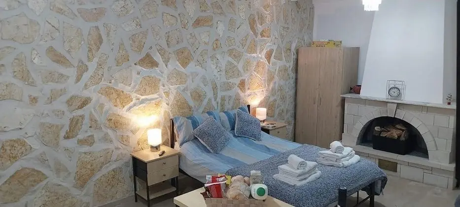 Stüdyo, 1 Büyük (Queen) Boy Yatak ve Çekyat