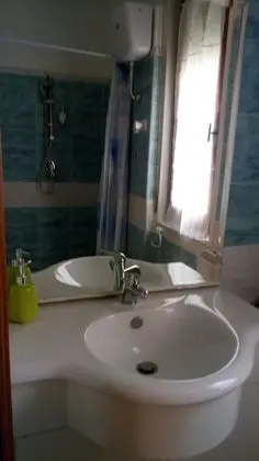 Tek Büyük Yataklı Oda, Banyolu/Duşlu