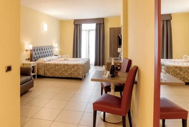 Superior Tek Büyük veya İki Ayrı Yataklı Oda, Balkon