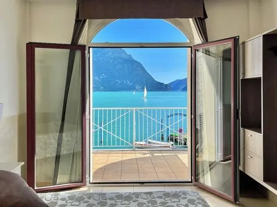 Superior Tek Büyük veya İki Ayrı Yataklı Oda, Balkon