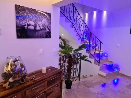 Romantic Çatı Katı (Loft), Sıcak Su Havuzu (Sauna ,toit terrasse )