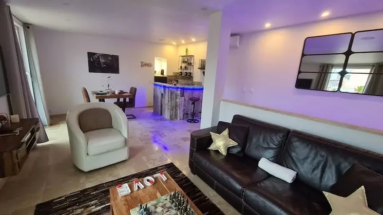 Romantic Çatı Katı (Loft), Sıcak Su Havuzu (Sauna ,toit terrasse )