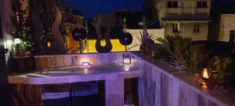 Romantic Çatı Katı (Loft), Sıcak Su Havuzu (Sauna ,toit terrasse )