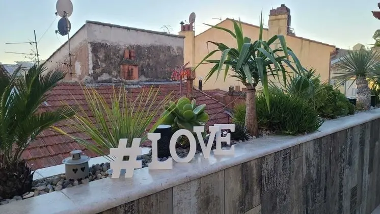 Romantic Çatı Katı (Loft), Sıcak Su Havuzu (Sauna ,toit terrasse )