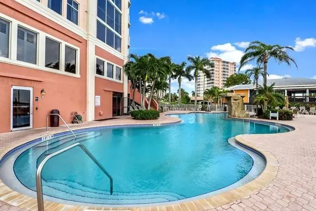 Daire (Lovers Key Resort 1003)