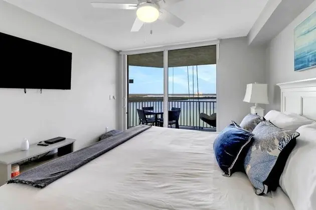 Daire (Lovers Key Resort 1003)