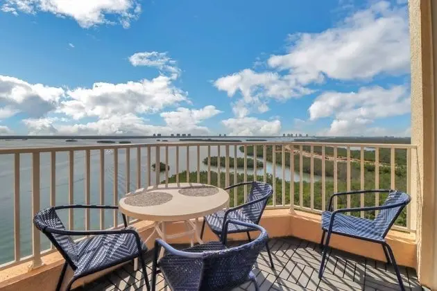 Daire (Lovers Key Resort PH1)