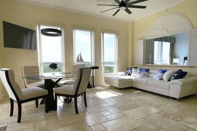 Daire (Lovers Key Resort PH1)