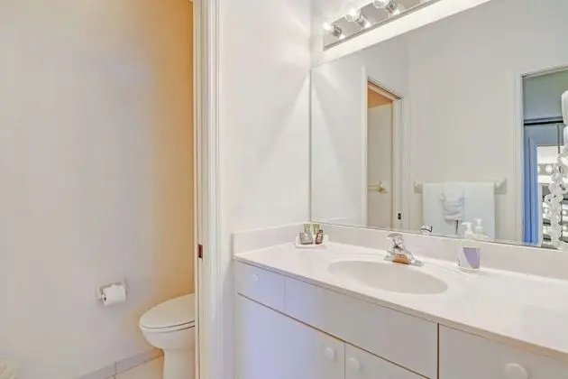 Daire (Lovers Key Resort PH2)