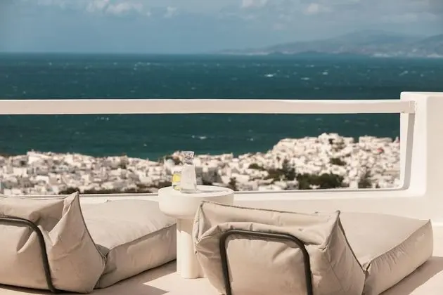 Süit, Kişiye Özel Havuzlu, Deniz Manzaralı