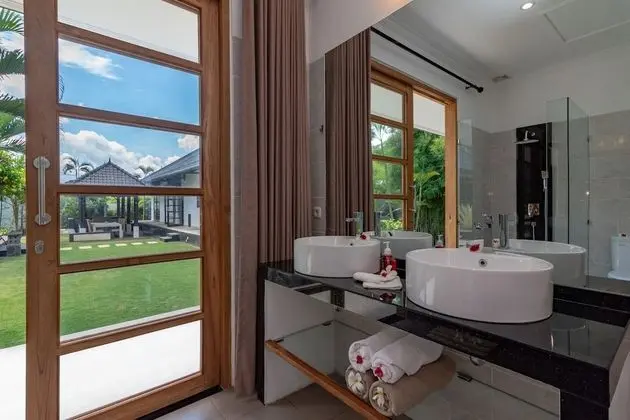 Luxury Villa, 6 Yatak Odası, Kişiye Özel Havuzlu, Plaj Manzaralı