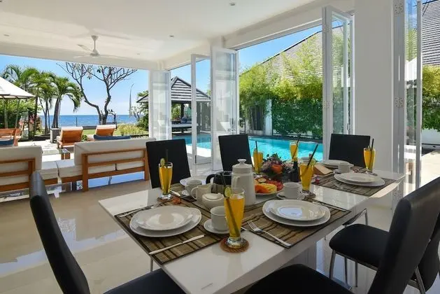 Luxury Villa, 4 Yatak Odası, Kişiye Özel Havuzlu, Plaj Manzaralı