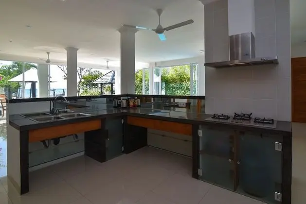 Luxury Villa, 4 Yatak Odası, Kişiye Özel Havuzlu, Plaj Manzaralı