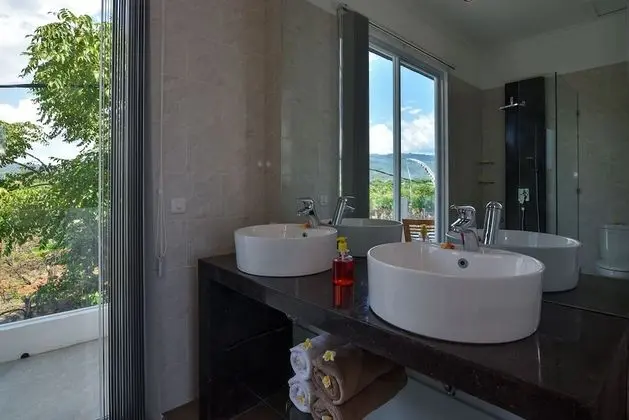 Luxury Villa, 4 Yatak Odası, Kişiye Özel Havuzlu, Plaj Manzaralı