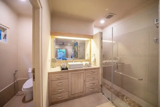 Deluxe Villa, 2 Yatak Odası, Kişiye Özel Havuzlu, Bahçe Manzaralı