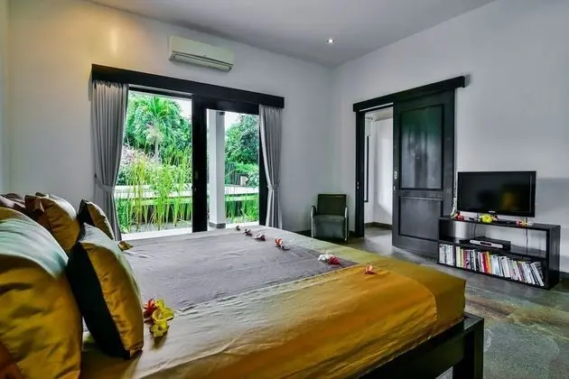 Luxury Villa, 3 Yatak Odası, Kişiye Özel Havuzlu, Plaj Manzaralı
