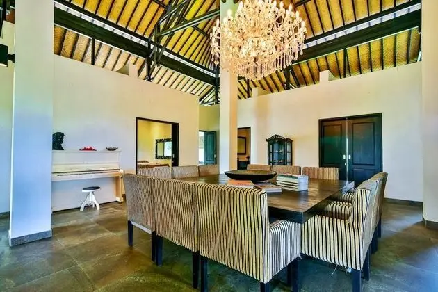 Luxury Villa, 3 Yatak Odası, Kişiye Özel Havuzlu, Plaj Manzaralı