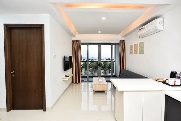 City Apartment (LOVINA 6-12)
