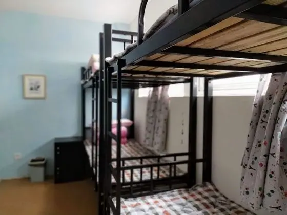 Ortak Ranzalı Oda, Sadece kadınlar için, Sigara İçilmez, Ortak Banyo