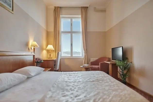 Standard Double or Twin Room with Sea View
